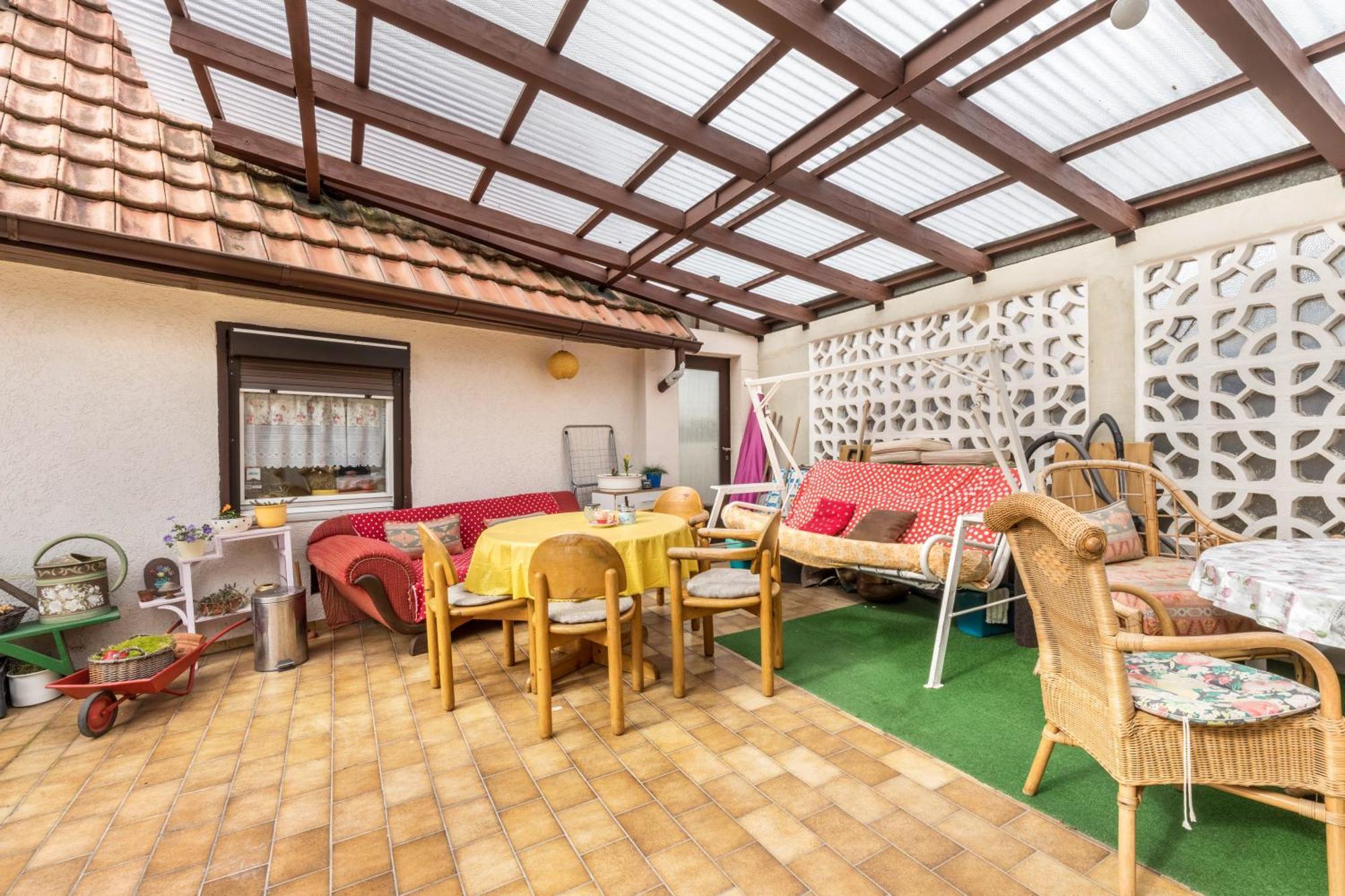 Apartmenthaus Ferienwohnungen Sila Weinstadt Buitenkant foto