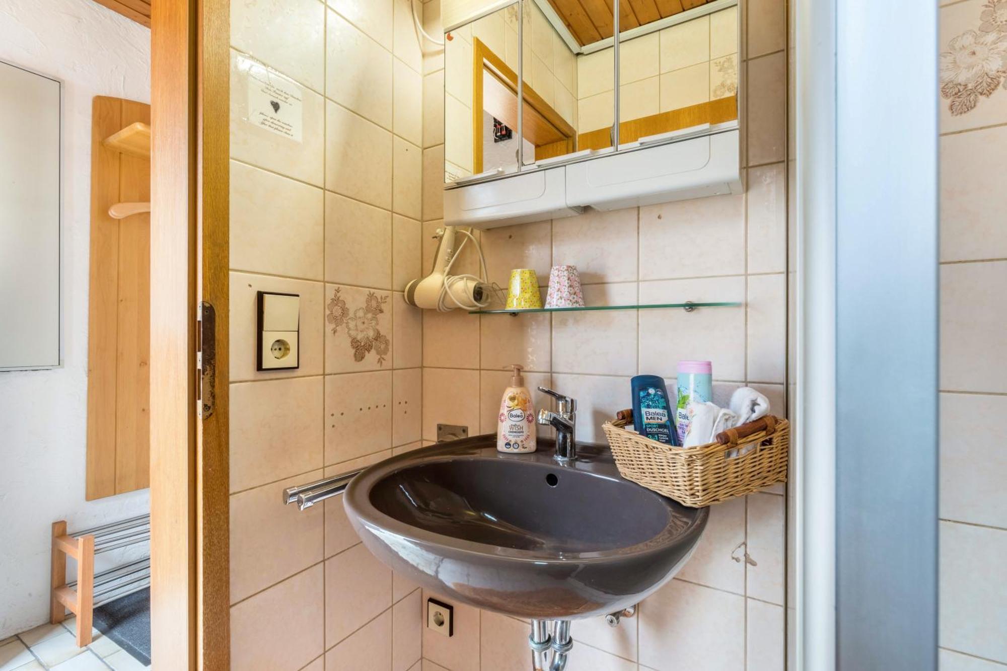 Apartmenthaus Ferienwohnungen Sila Weinstadt Buitenkant foto
