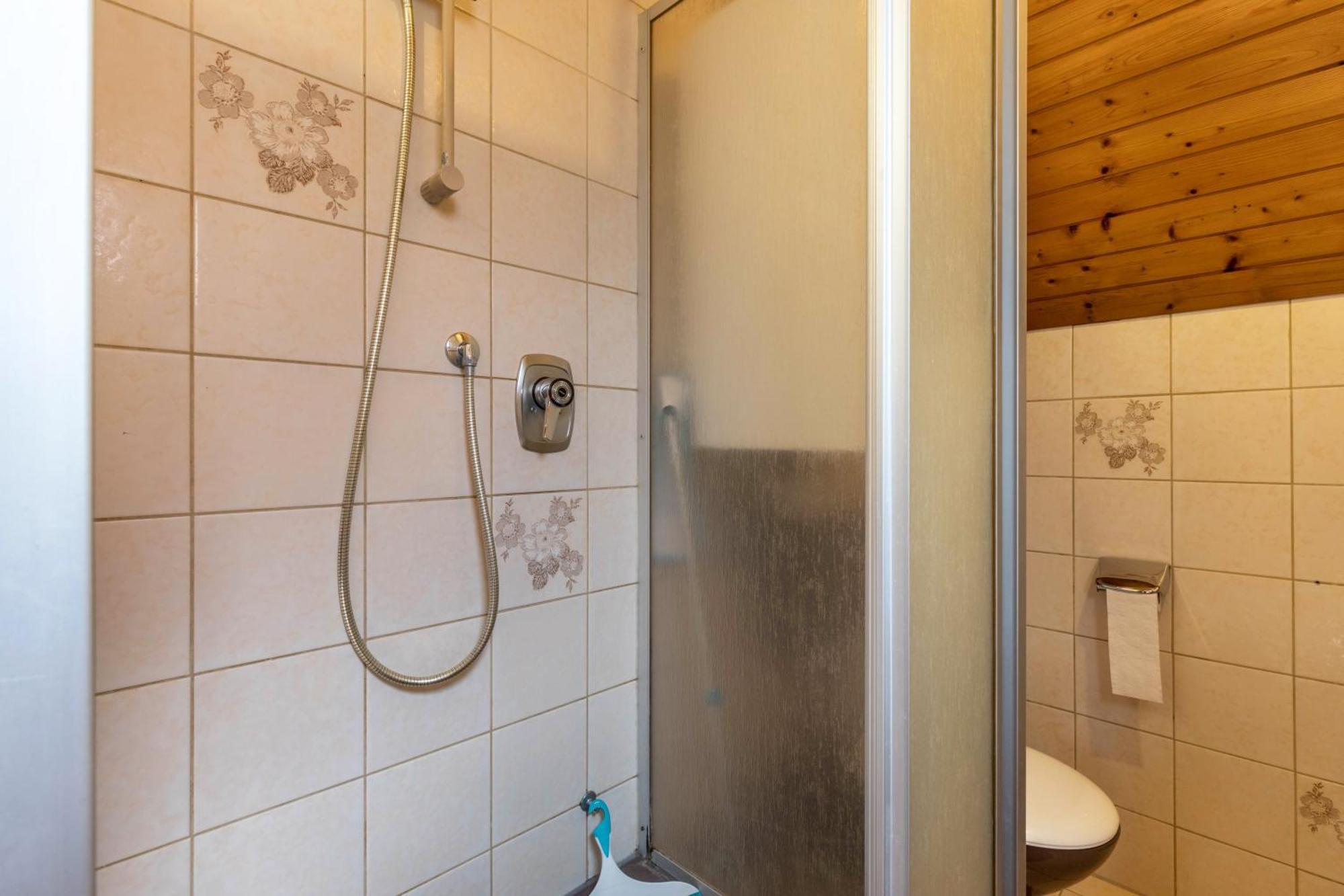 Apartmenthaus Ferienwohnungen Sila Weinstadt Buitenkant foto